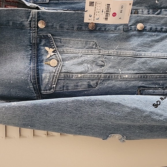 Denim jacket - Picture 3 of 6